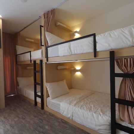 Signel Hostel Кота-Кинабалу Экстерьер фото